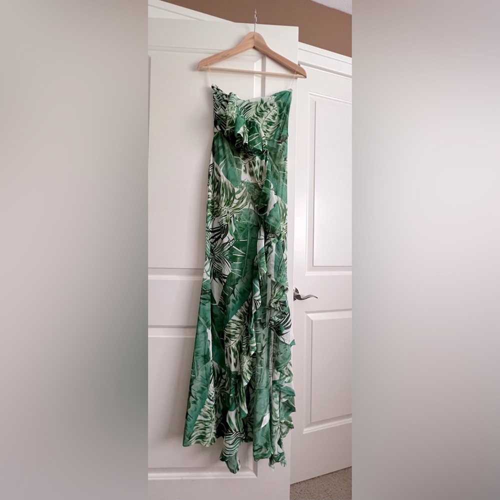 NWT Iconic Jungle Print Green Fronds Mesh Strapless Maxi Dress JLO Grammy look